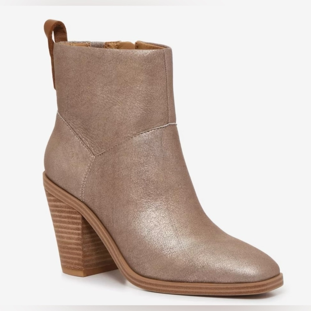 NWOT CROWN VINTAGE RANDIE BOOTIE Sz 9.5, Square toe, Padded footbed, 3.5 heel